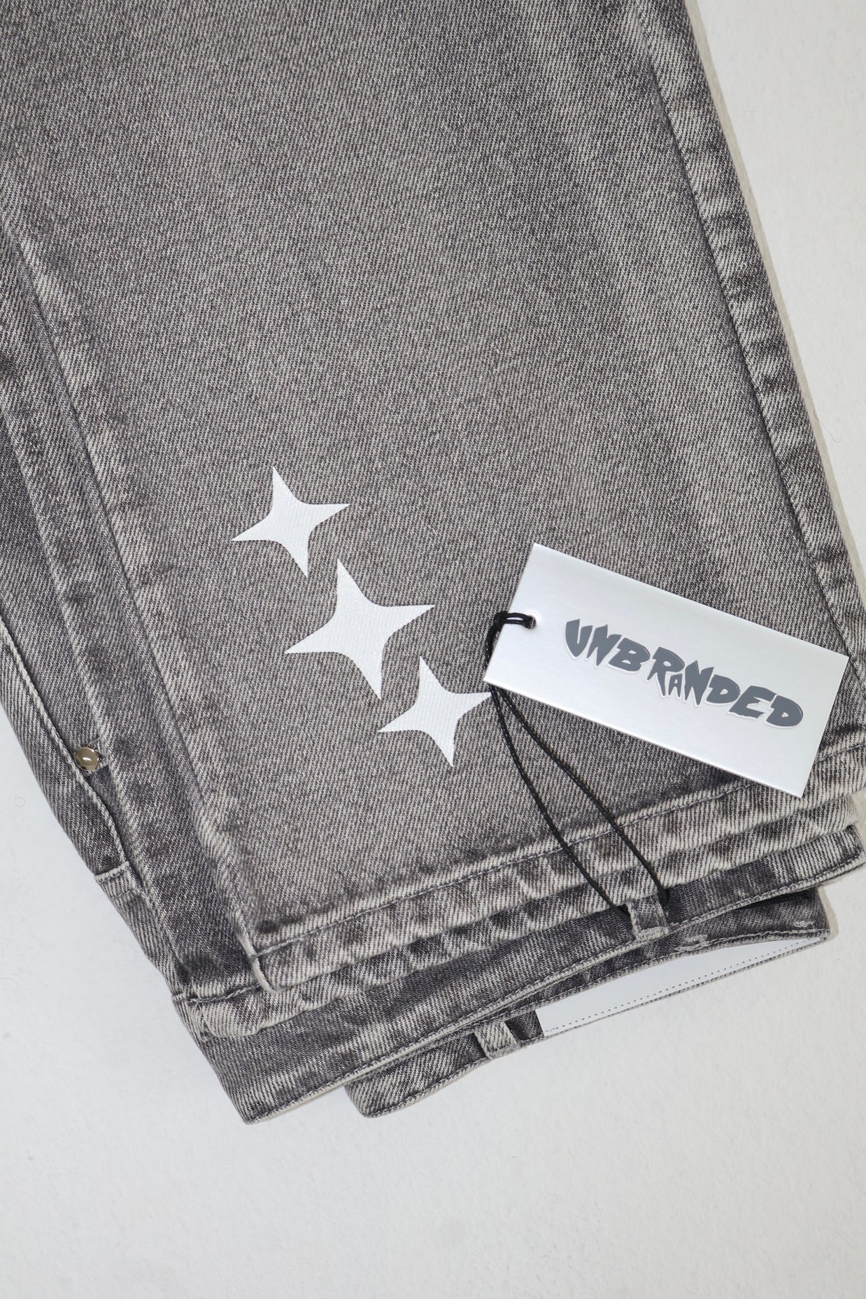 'CANVAS GREY' FLARE-LEG JEANS