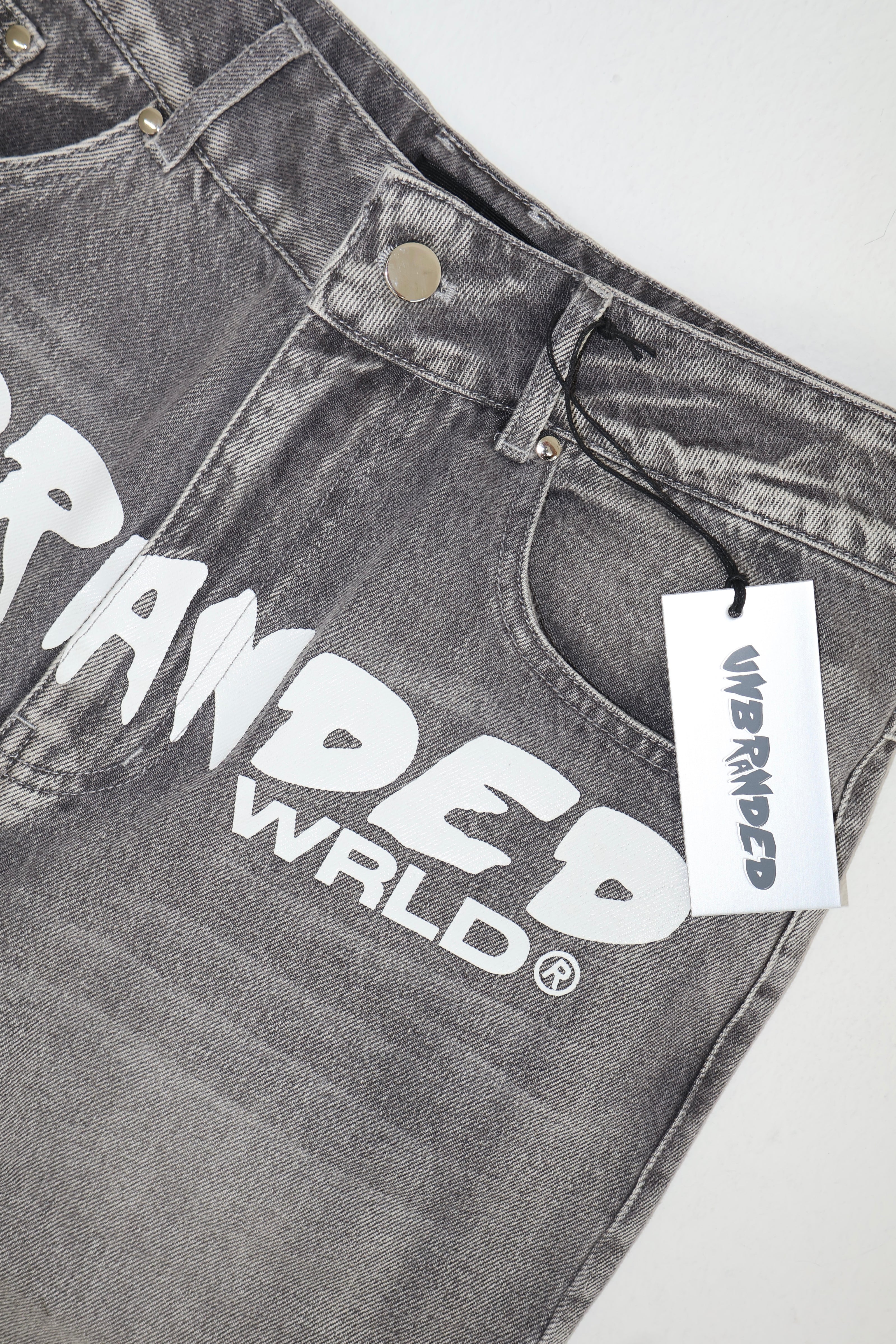 'CANVAS GREY' FLARE-LEG JEANS