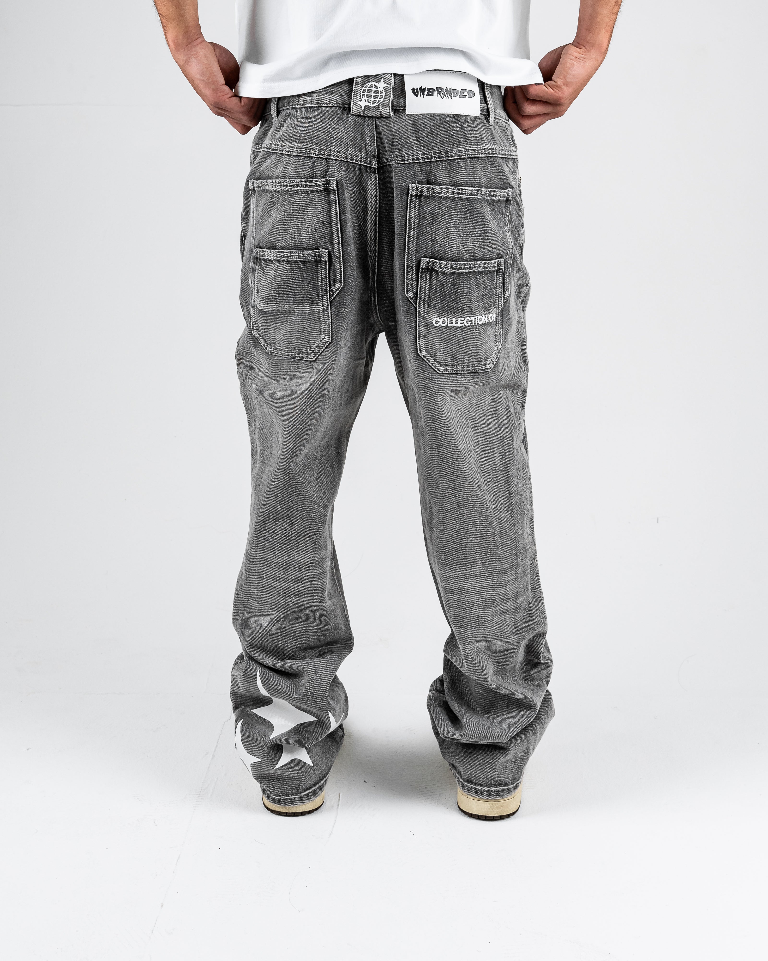 'CANVAS GREY' FLARE-LEG JEANS