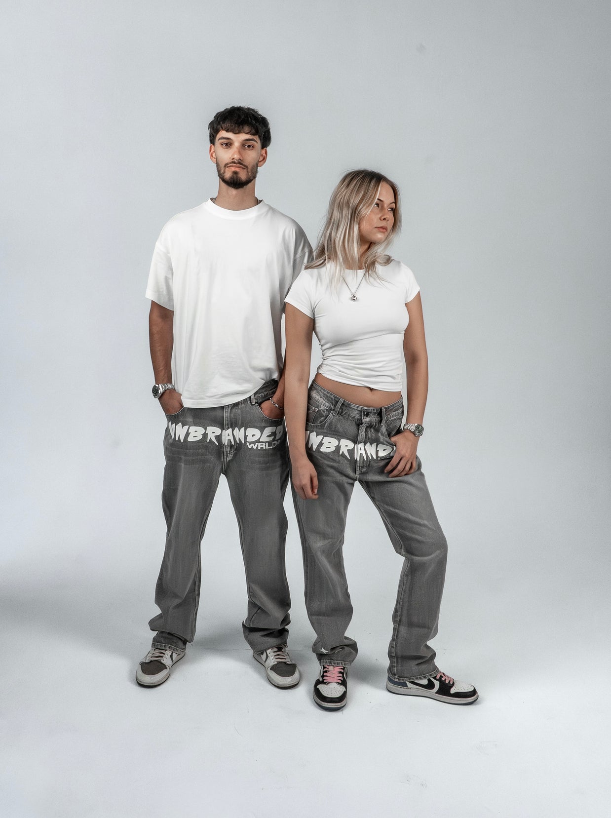 'CANVAS GREY' FLARE-LEG JEANS